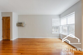 6535 N Mozart St, Unit 1F in Chicago, IL - Building Photo - Building Photo