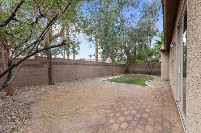 7609 Slide Rock Ave
