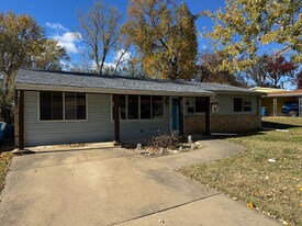 4315 Heath Dr in St. Louis, MO - Building Photo