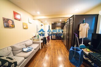 4 Burke St, Unit 1 in Boston, MA - Foto de edificio - Building Photo