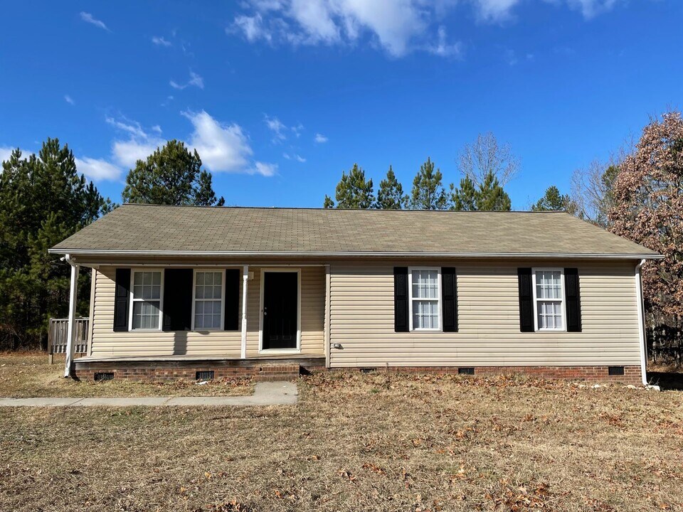 842 Sourwood Dr in Asheboro, NC - Building Photo