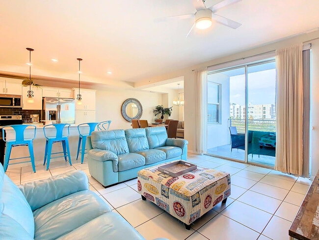 4784 Clock Tower Dr in Kissimmee, FL - Foto de edificio - Building Photo