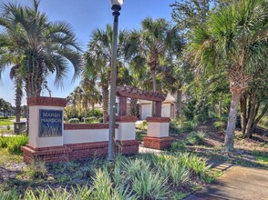 925 Lajolla Ln in Mary Esther, FL - Foto de edificio - Building Photo