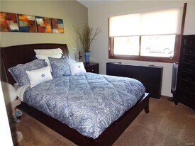 5760 Ostin Ave in Los Angeles, CA - Building Photo