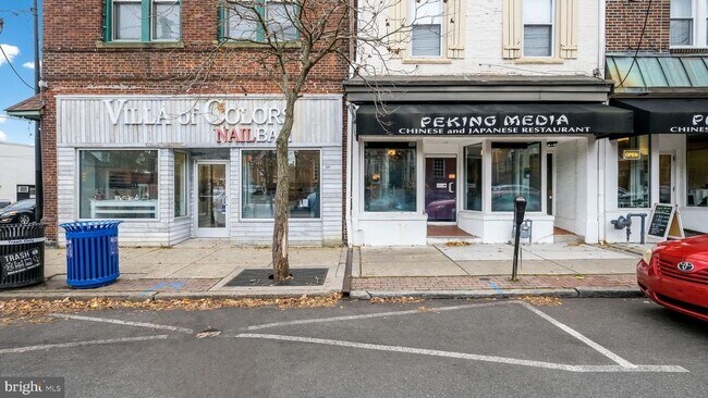 2 E State St in Media, PA - Foto de edificio - Building Photo