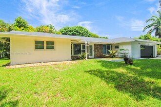 5785 SW 160th Ave in Southwest Ranches, FL - Building Photo - Building Photo