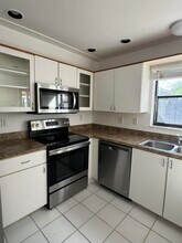 429 N Cypress Dr in Tequesta, FL - Building Photo - Building Photo