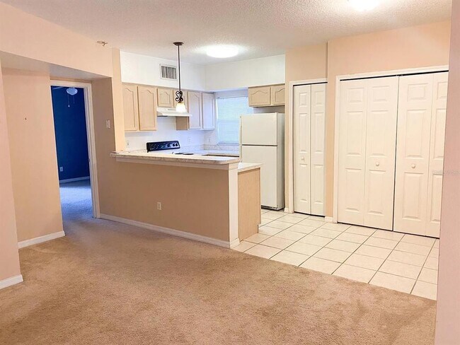 2805 E Washington St in Orlando, FL - Building Photo - Building Photo