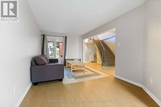 4656 Ogilvie Walk Crescent in Ottawa, ON - Building Photo - Building Photo