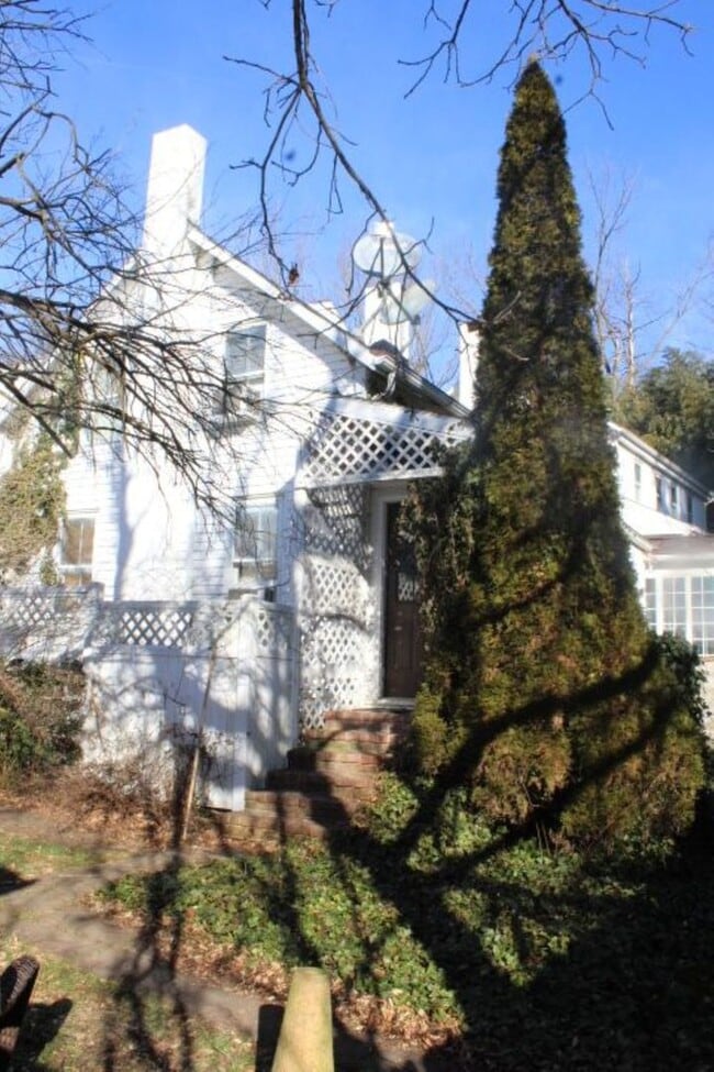 property at 11525 High Point Rd