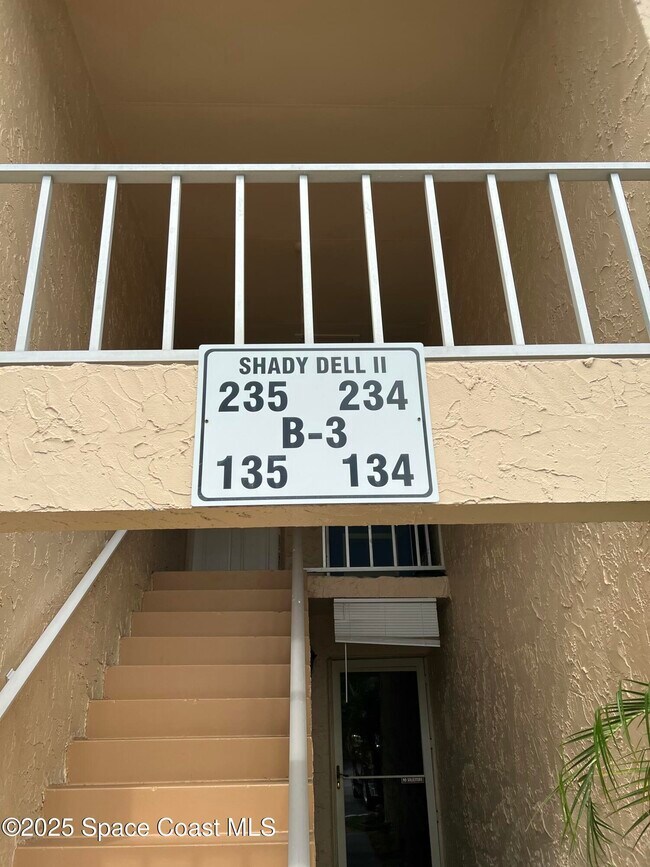 3135 Shady Dell Ln in Melbourne, FL - Building Photo - Building Photo