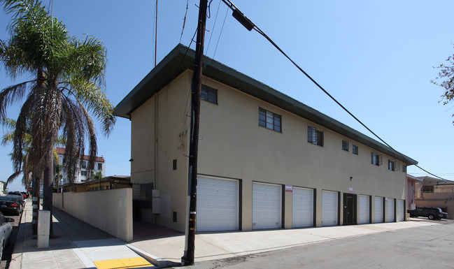 Park Boulevard in San Diego, CA - Building Photo - Building Photo