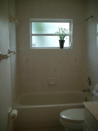 property at 1512 SE 20th St