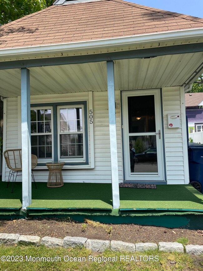 property at 505 Myrtle Ave