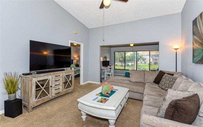 5652 Ashton Lake Dr in Sarasota, FL - Building Photo - Building Photo
