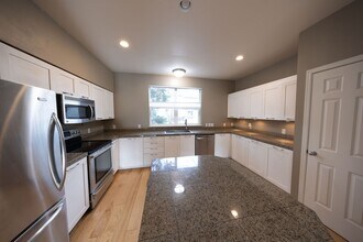 1553 SE Cutter Ln in Vancouver, WA - Building Photo - Building Photo