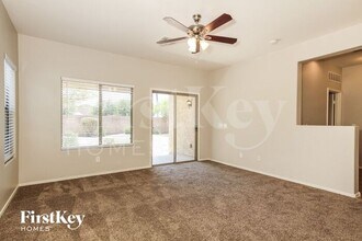 1293 W Agrarian Hills Dr in San Tan Valley, AZ - Foto de edificio - Building Photo