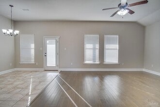 8809 Bellawood Cir, Unit 212 in Pensacola, FL - Foto de edificio - Building Photo