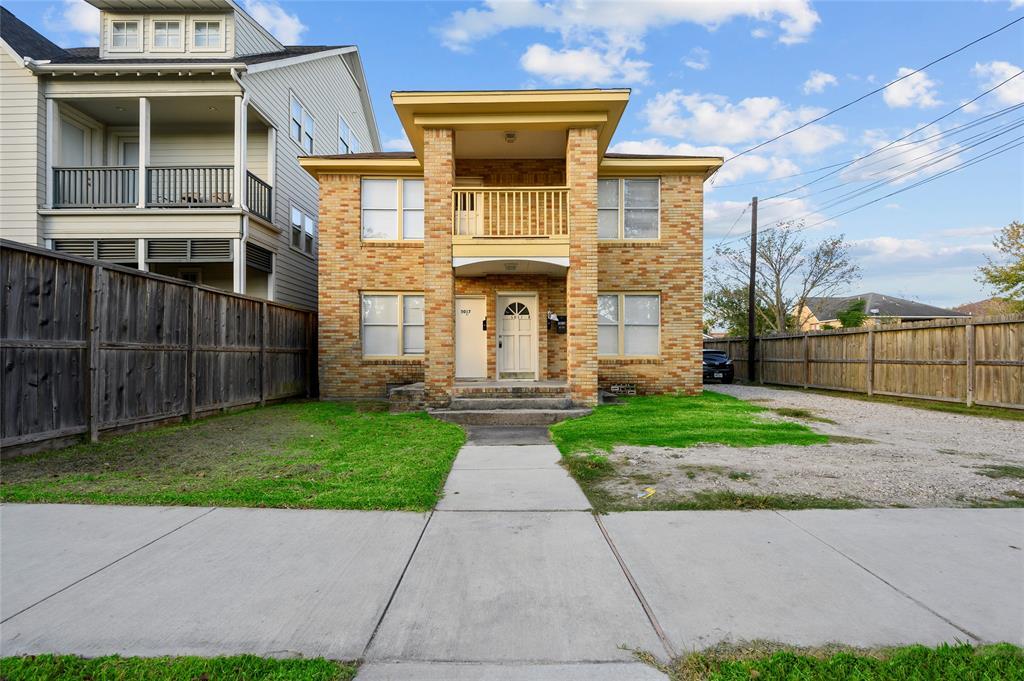 5017 Pease St in Houston, TX - Building Photo