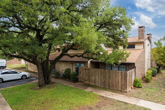 Mesa Village Condominiums in Austin, TX - Building Photo - Building Photo