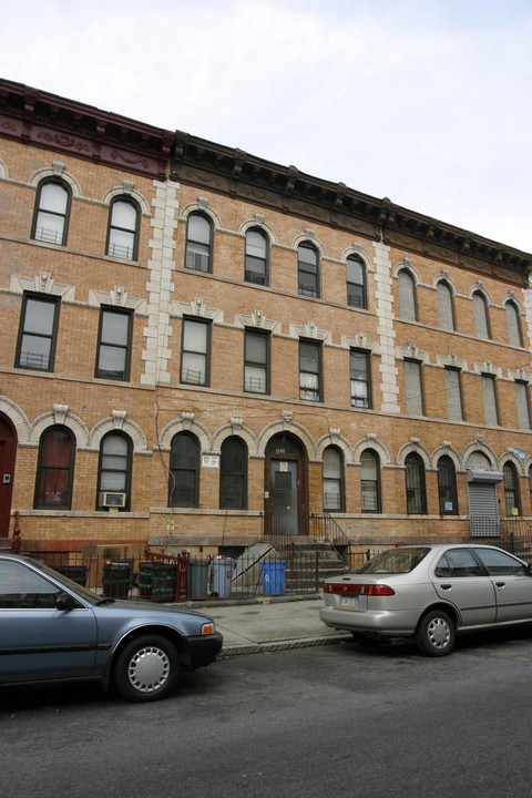 1265 Decatur St in Brooklyn, NY - Building Photo