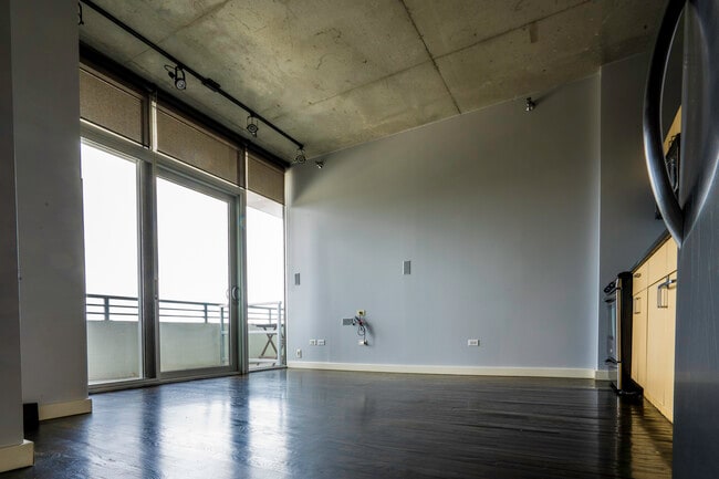 1720 S Michigan Ave, Unit S Loop Condo in Chicago, IL - Building Photo - Building Photo