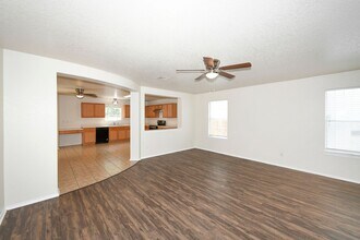 30 Knights Peak in San Antonio, TX - Building Photo - Building Photo