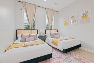 260 Palisade Ave in Jersey City, NJ - Building Photo - Building Photo