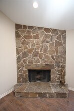 13 Hideaway Dr in Friendswood, TX - Building Photo - Building Photo