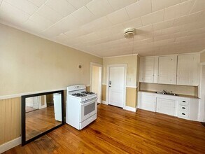 68 Laval St in Manchester, NH - Building Photo - Building Photo