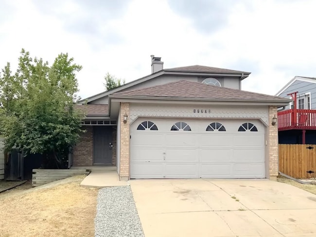 property at 17776 E Bethany Dr