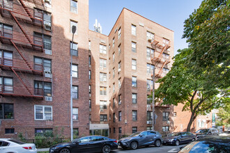 9711 63rd Dr in Rego Park, NY - Building Photo - Building Photo