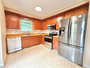 634 Inver Ln in Clarksville, TN - Building Photo - Building Photo