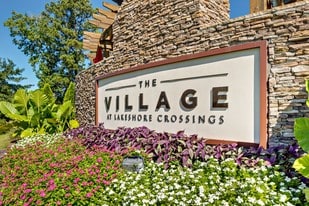 The Village At Lakeshore Crossings Apartamentos