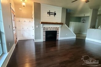 2549 Redford Dr in Gonzalez, FL - Building Photo - Building Photo