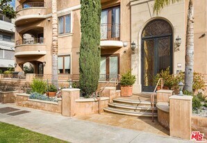 420 S Hamel Rd in Los Angeles, CA - Building Photo