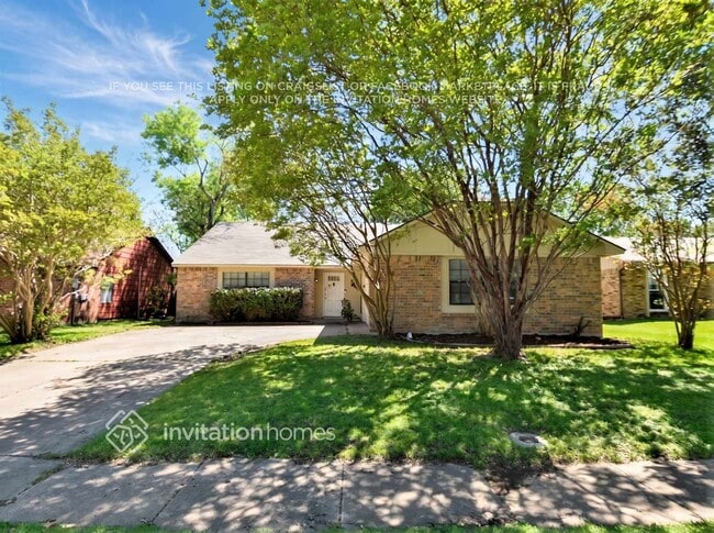 property at 4112 Silverberry Ave