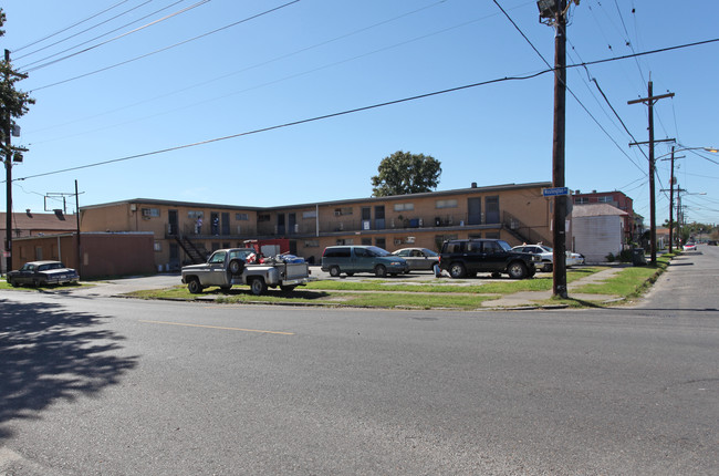 2800 Dryades St in New Orleans, LA - Foto de edificio - Building Photo