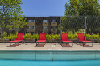 Foxhill in Casper, WY - Building Photo - Interior Photo
