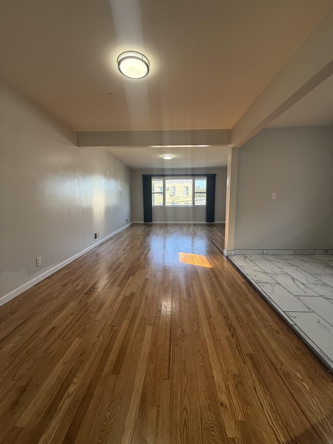 63 Prospect Ave in Bayonne, NJ - Building Photo - Building Photo