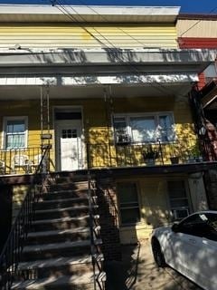 property at 28 Lincoln St