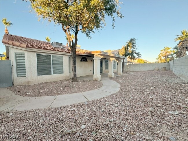 8605 Copper Mine Ave