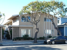 1321-& 1323 E Balboa Blvd Apartments