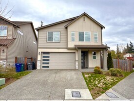 20811 9th Pl W in Lynnwood, WA - Building Photo