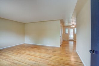 111 Flint Way in Broomfield, CO - Building Photo - Building Photo