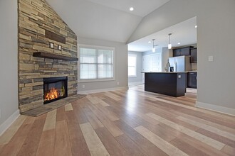 184 Sambar Dr in Clarksville, TN - Building Photo - Building Photo