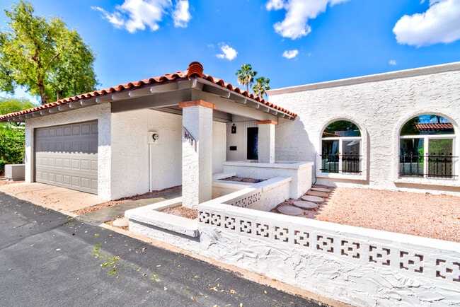 6110 N 13th St in Phoenix, AZ - Foto de edificio - Building Photo