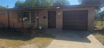 5 Westway Ave in McAllen, TX - Building Photo