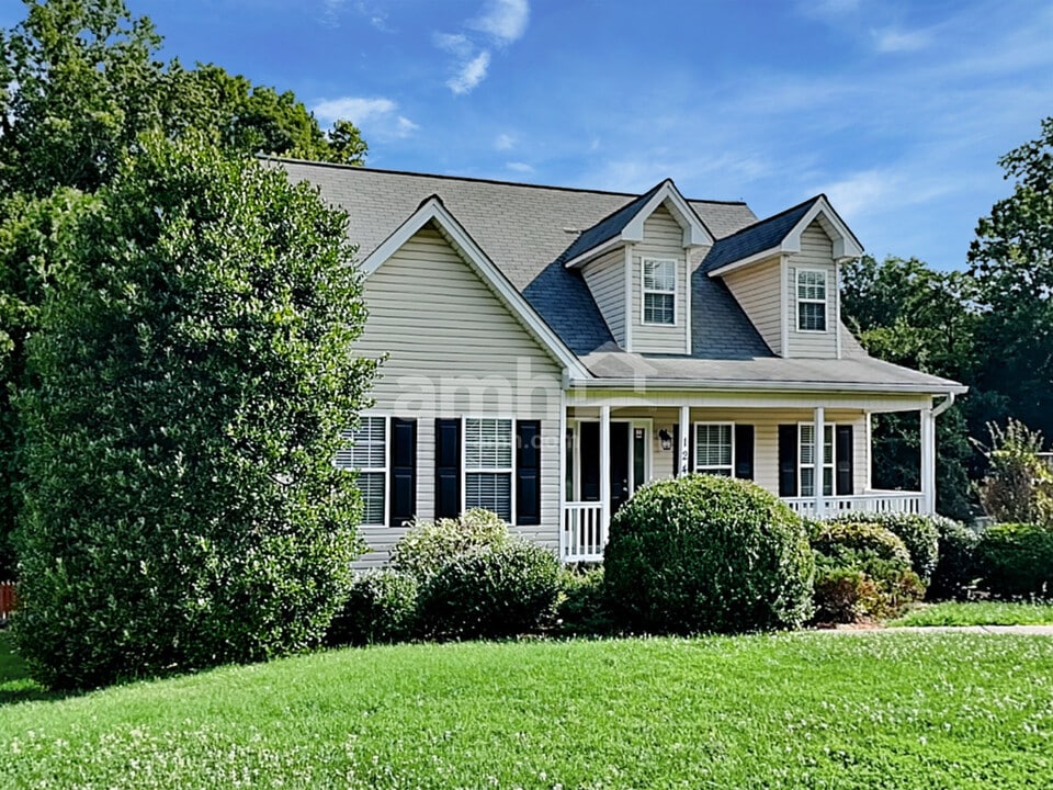 1245 Beaverton Trail in Winston-Salem, NC - Building Photo