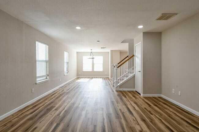 20807 Lansing Ridge Ln